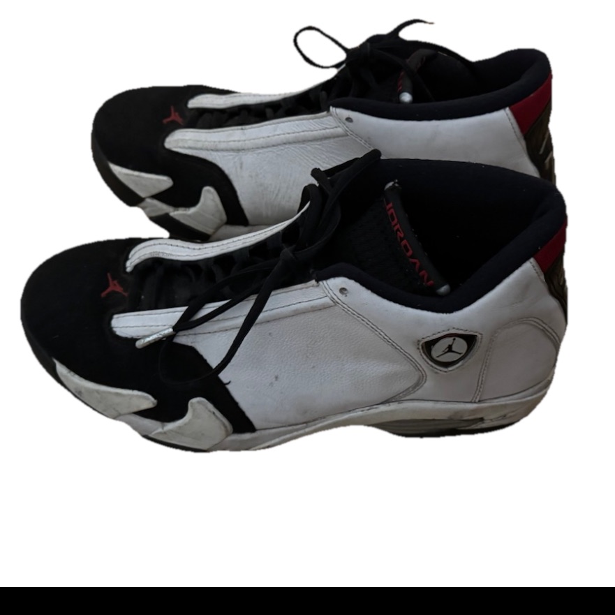 Jordan 14 Black Toe Size 9